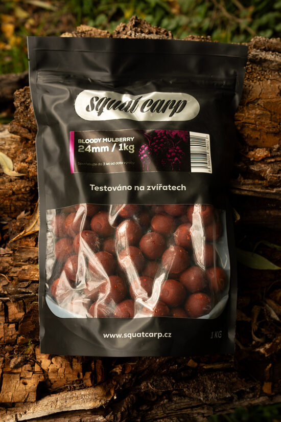 SQUAT CARP - Boilies BLOODY Mulberry 24 mm 1 kg